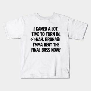 Never underestimate a gamer Kids T-Shirt